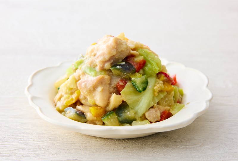 5種野菜とやわらかチキンの白味噌仕立て