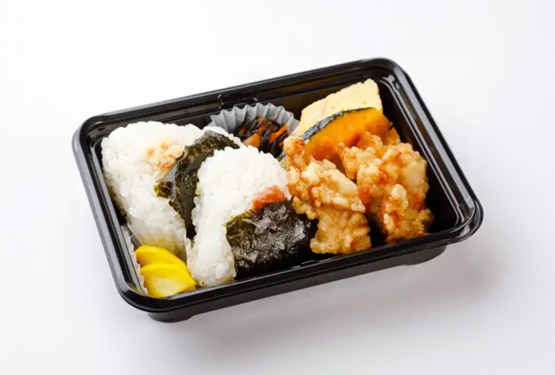 朝食会場の工事期間中は、ビュッフェに代わり日替わり弁当をご提供します。画像はイメージです。