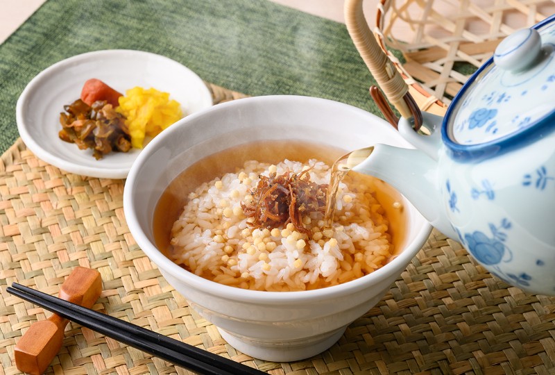【京都堀川五条限定地産地消メニュー】ほうじ茶のお茶漬け（ちりめん山椒、京都漬物）
