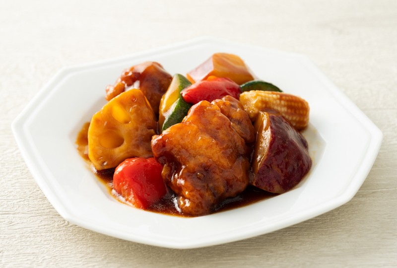 鶏と彩り野菜の黒酢和え