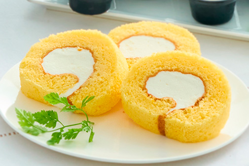 軽井沢限定ロールケーキ