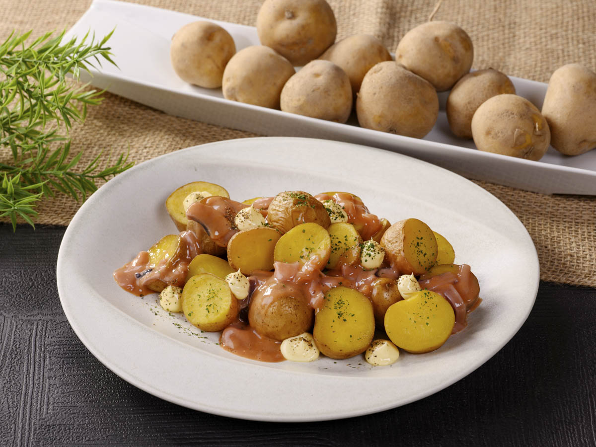 【北海道産じゃがいも使用】イカの塩辛じゃがバター