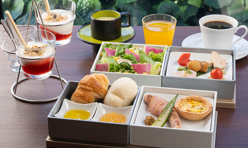 高山彩り 四重玉手箱《洋食》