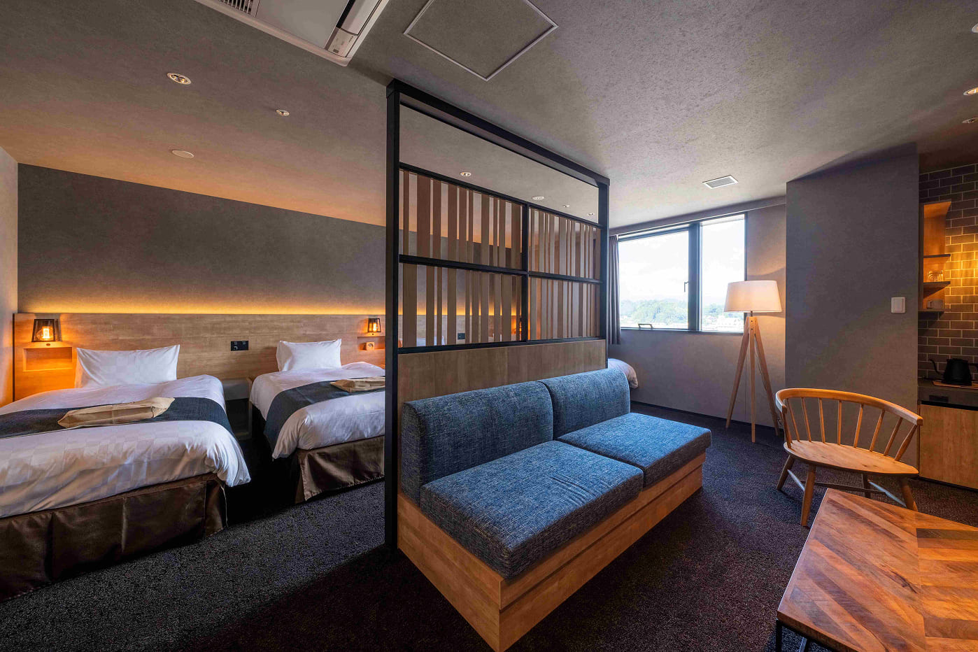 ジ・アラウンドスイート（フォース）