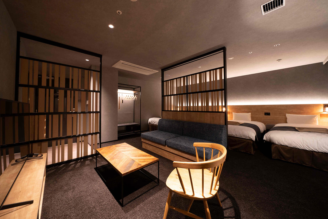 ジ・アラウンドスイート（フォース）