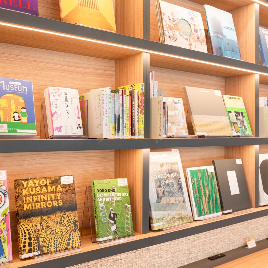 コンフォートホテル東京清澄白河　Comfort Library Cafe