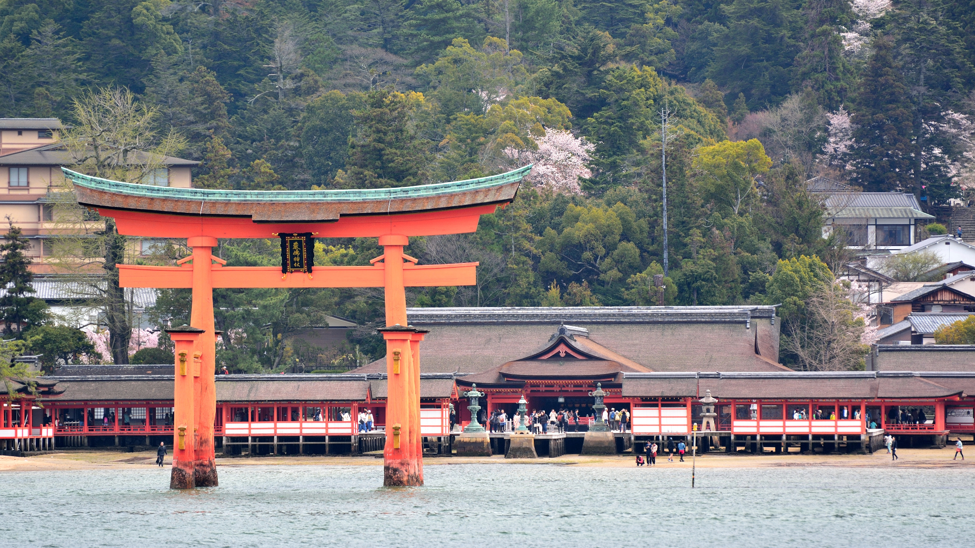 厳島神社