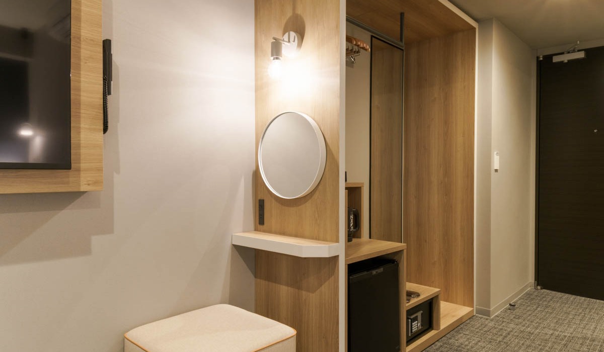 ツインスタンダード