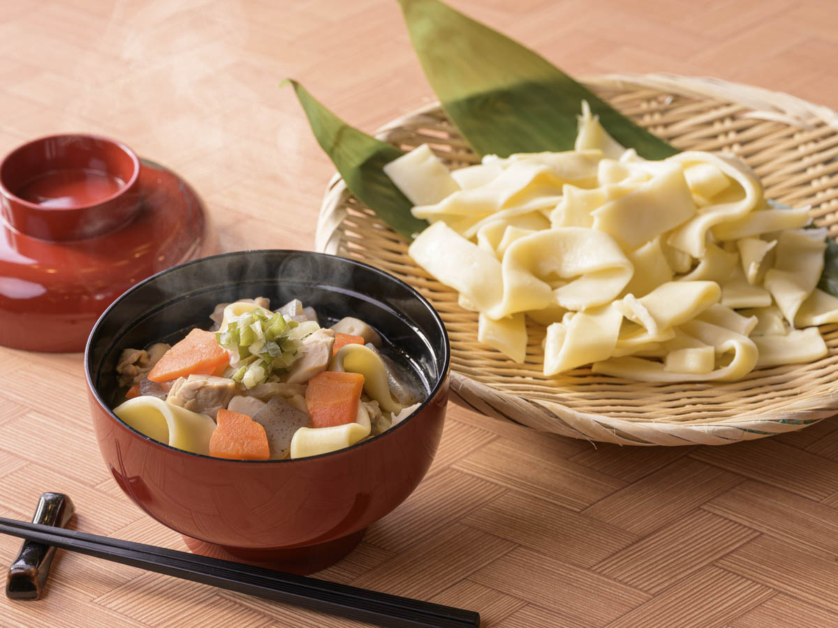 群馬の郷土料理　おっきりこみ