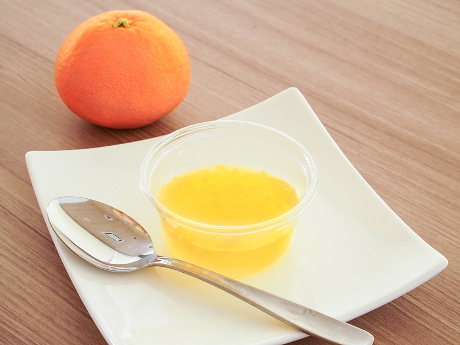【愛媛県産ポンジュース】ポンジュースソースのみかんゼリー
