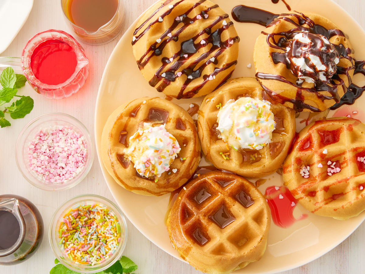 週末は週末限定のトッピングでオリジナルワッフルをつくろう!