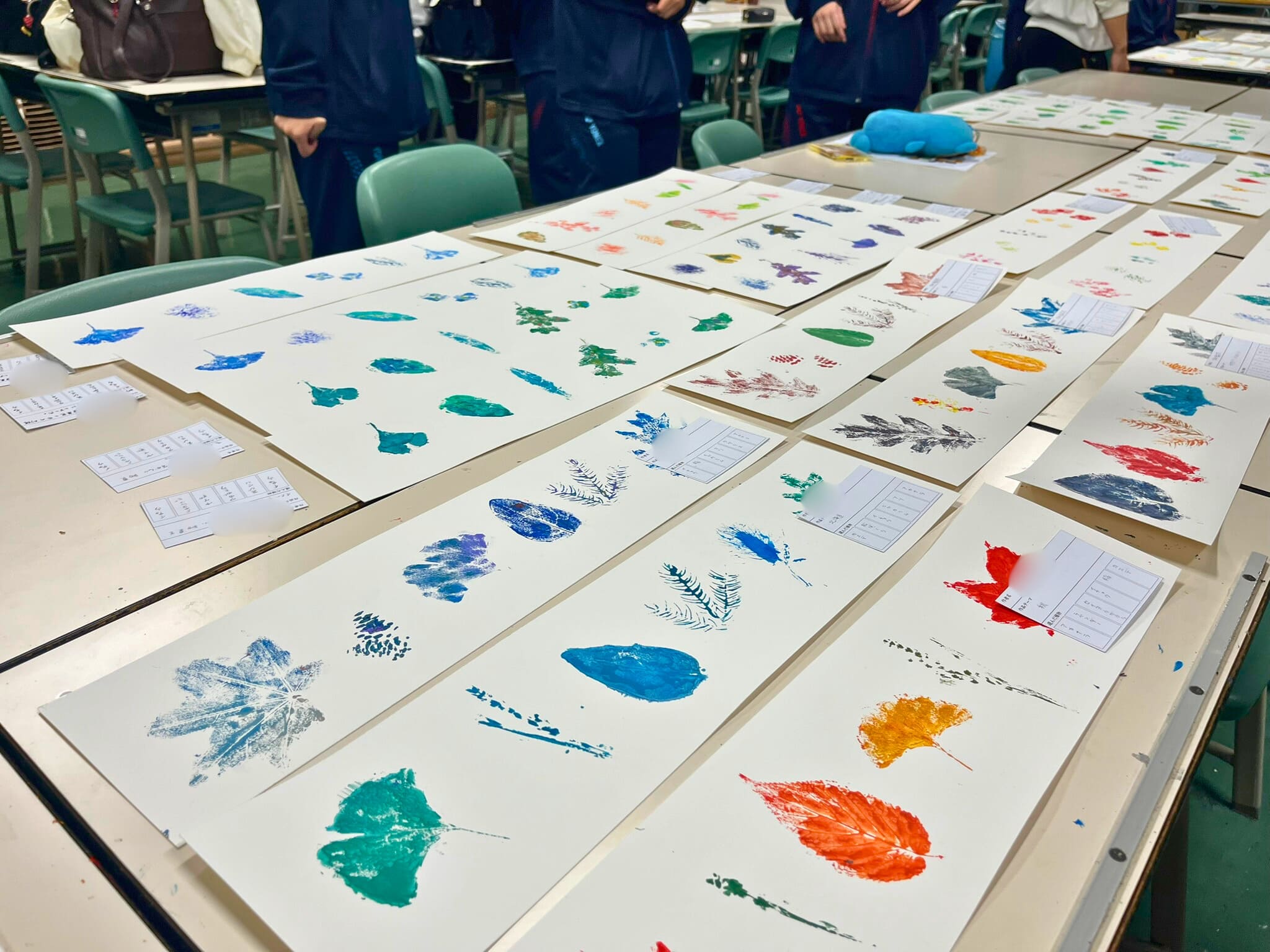 完成したボタニカルペイントアート