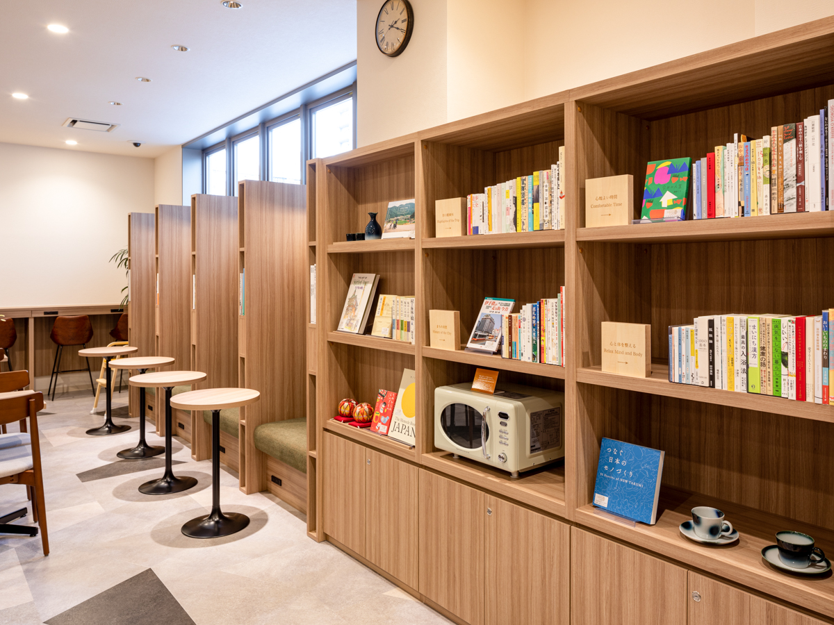 コンフォートホテル松山　Comfort Library Cafe