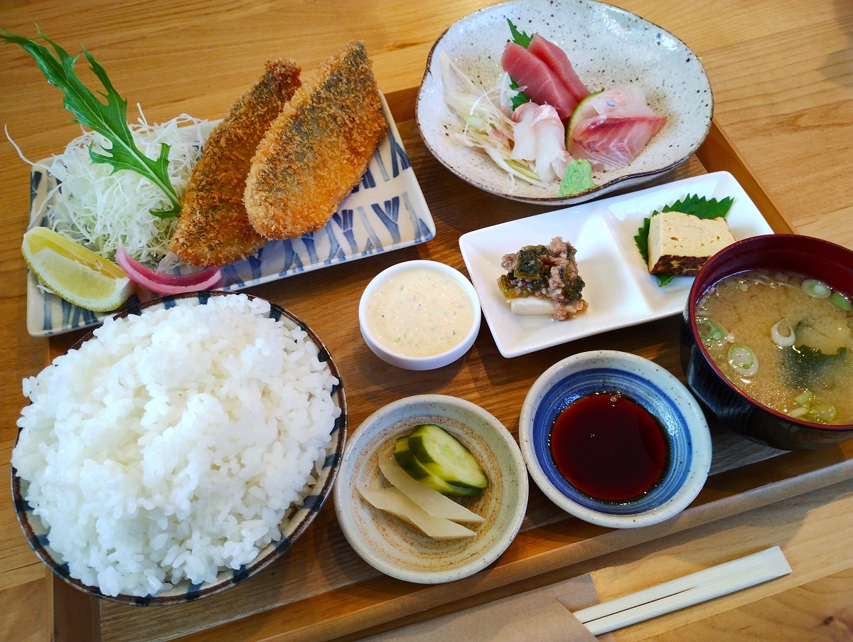 一汁三菜 炊く庵 鰺フライ