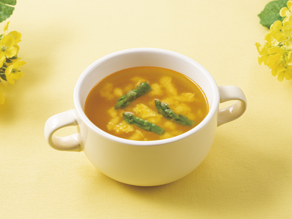 アスパラとふんわりたまごのスープ