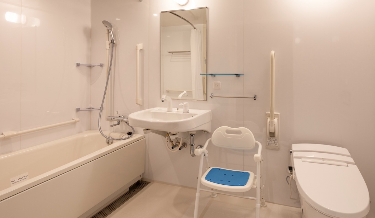 コンフォートホテル水戸　ユニバーサルルーム　浴室