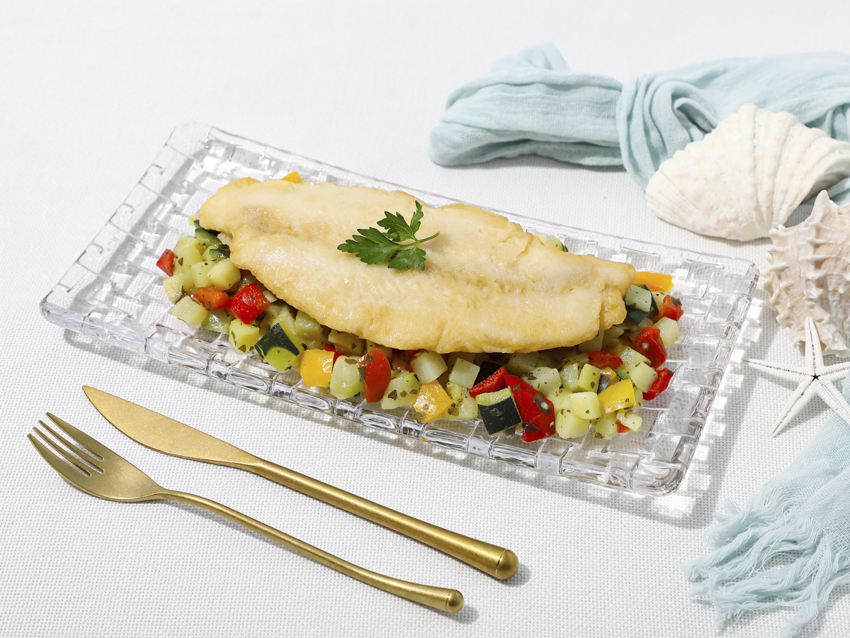 白身魚とポテトの爽やかバジルソース