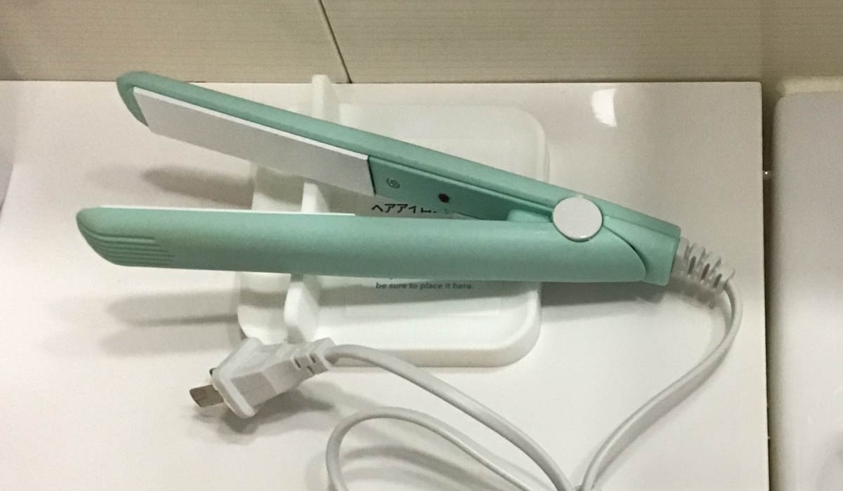 ヘアアイロンの一時置きができて洗面スペースがすっきり