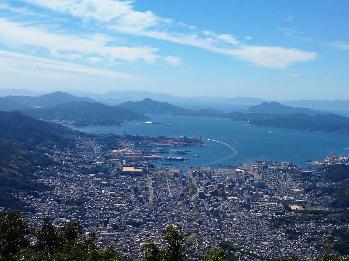 灰ヶ峰からの景色