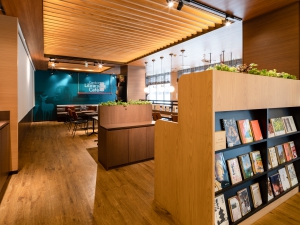 コンフォートホテル奈良　Comfort Library Cafe