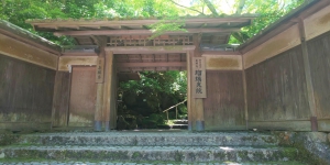 瑠璃光院