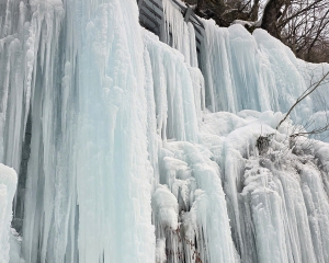飛騨大鍾乳洞「氷の渓谷」