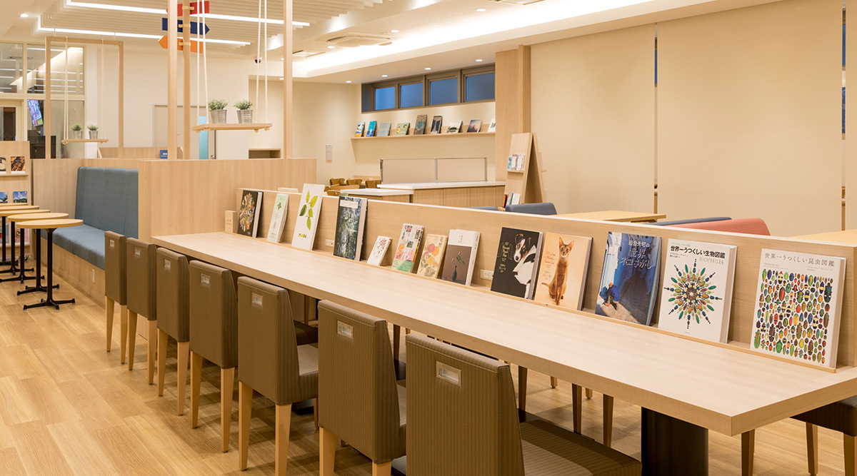 Comfort Library Cafe 公式 コンフォートホテル宮崎 Comfort Library Cafe 公式 コンフォートホテル宮崎