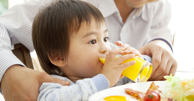 添い寝のお子さまもご一緒に朝食を