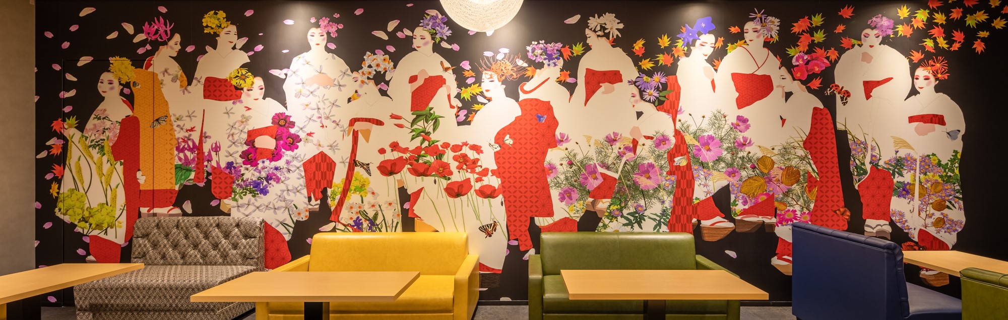 写真：コンフォートライブラリーカフェ